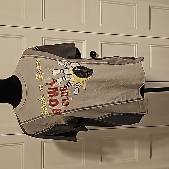 Grey bowl club tee, size medium - Picture 1 of 4